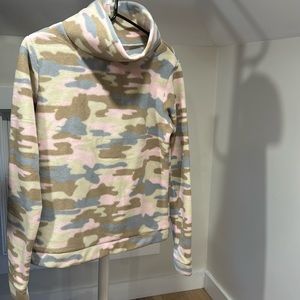 Dudley Stephens park slope turtle neck, size small